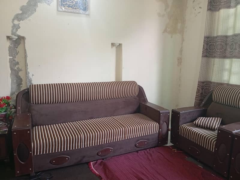 5 seater sofa 3