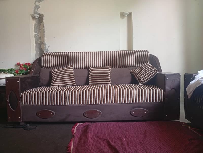 5 seater sofa 4