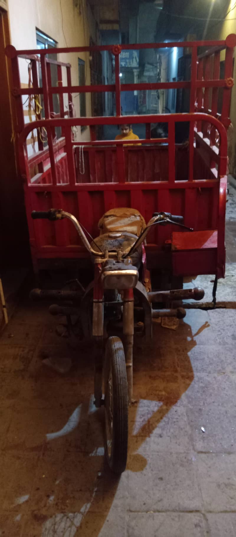 Loder rickshaw 100cc united 0