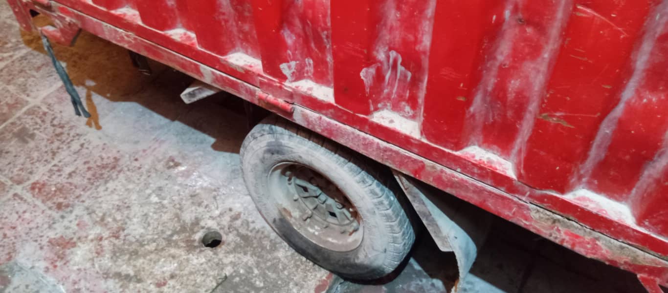 Loder rickshaw 100cc united 5