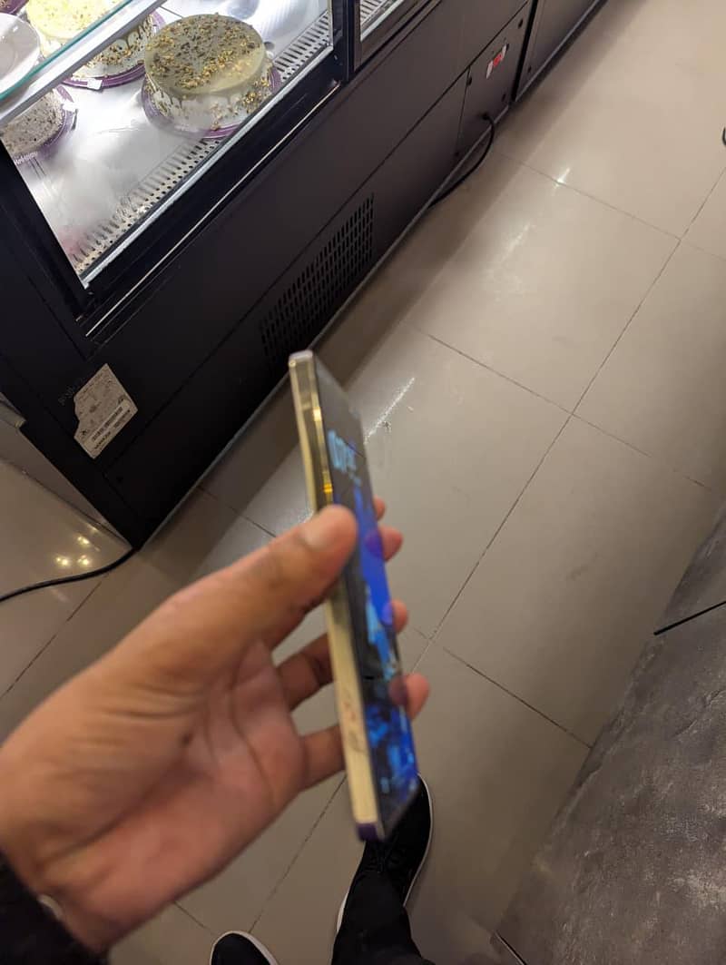 Infinix Note 40 0