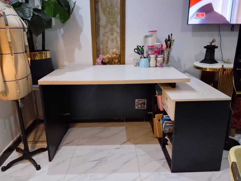 office table 8