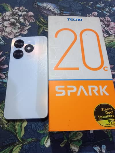 Tecno Spark 20C 8GB Ram 128GB Rom All accessories complete with b0x.