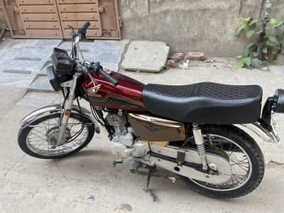 honda 125 special golden edition