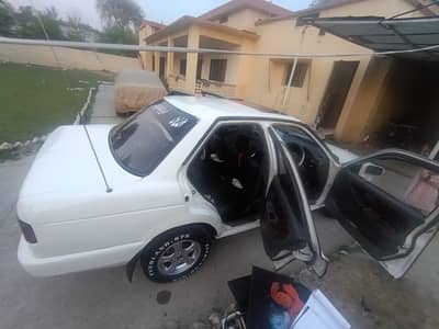 Nissan Sunny 1993