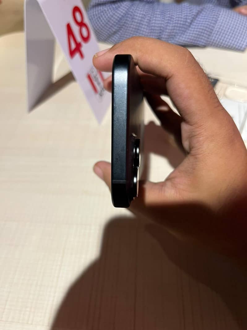 Apple iPhone 15 3