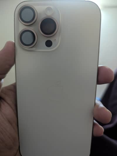 Apple iPhone 16 Pro Max