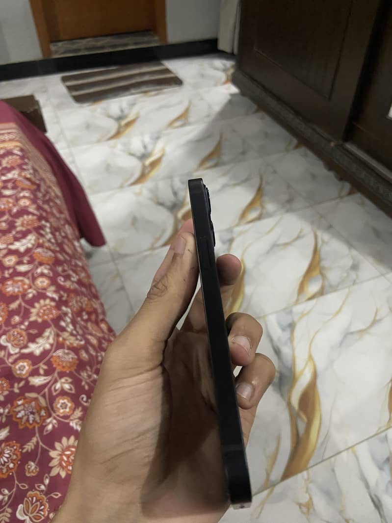 Iphone 13 3