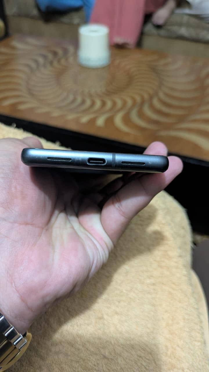 Google Pixel 7 5