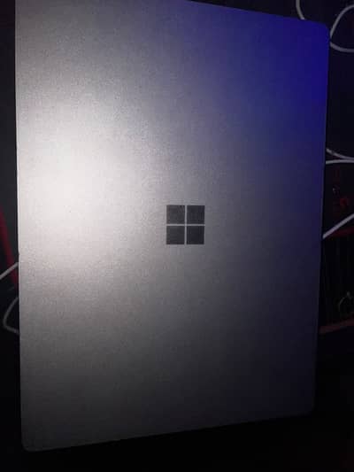Surface laptop 4 i7 11th gen