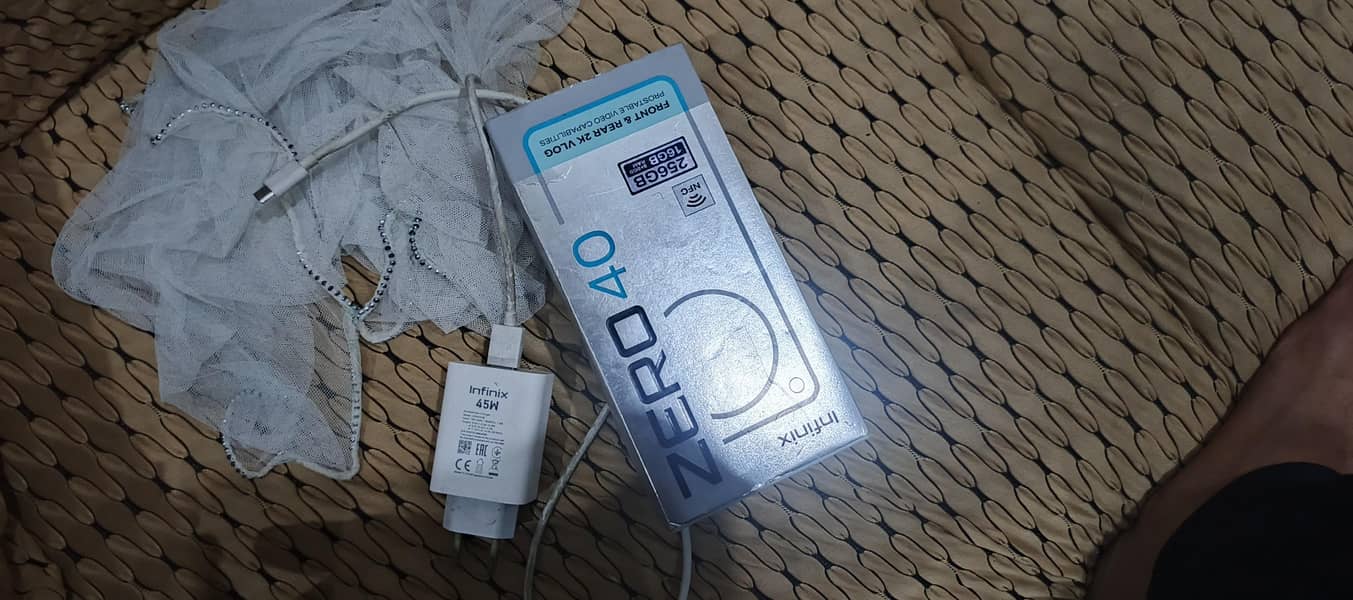 Infinix Zero 40 6