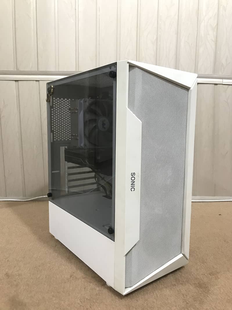 Gaming PC with sonic case | i5 8th gen | 12GB RAM | Rx 570 4GB 1