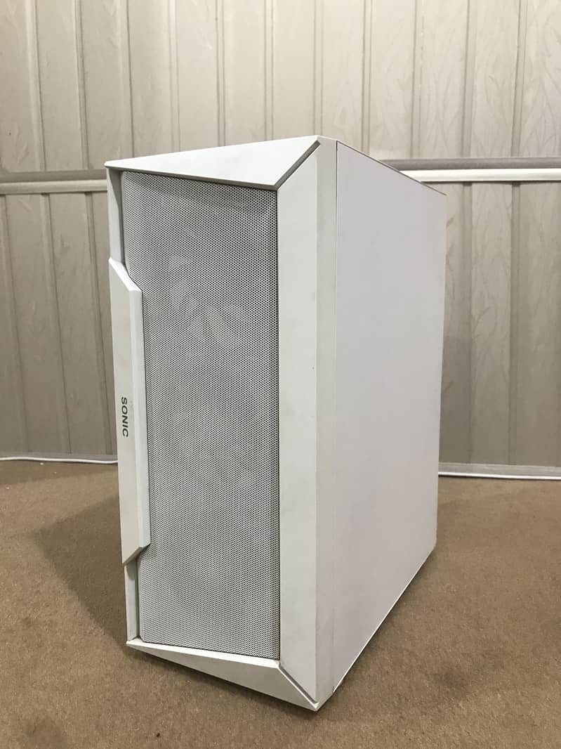 Gaming PC with sonic case | i5 8th gen | 12GB RAM | Rx 570 4GB 4
