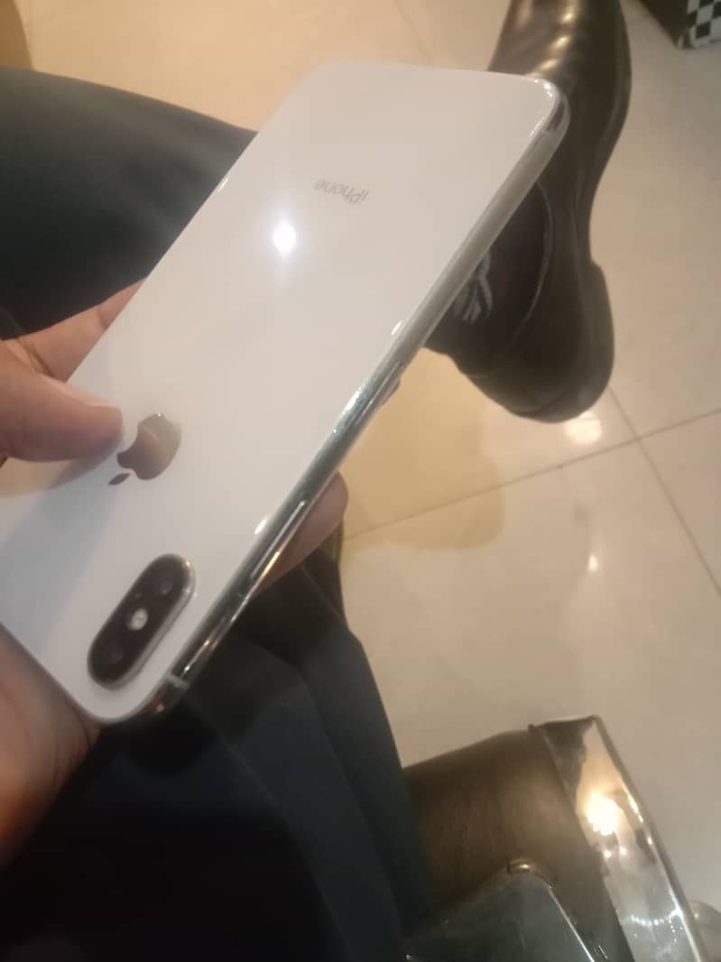 iPhone X 2