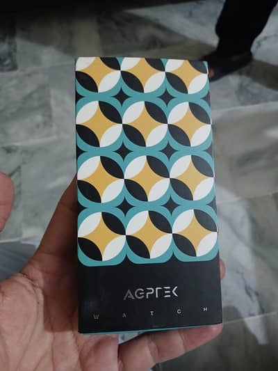 AGPTEK LW31  Smart Watch unsued with Box and Accessories