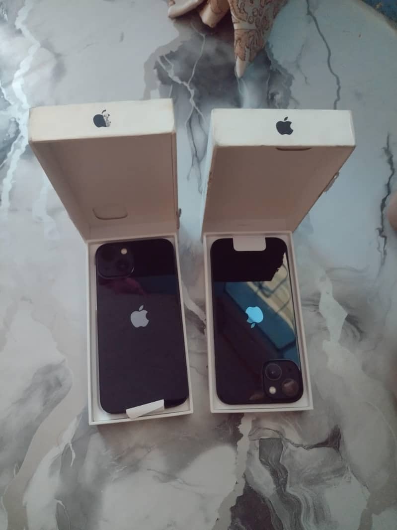 Apple iPhone 13 2