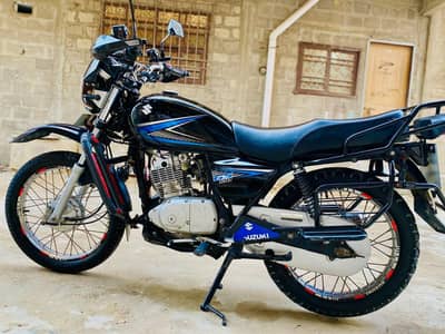 Suzuki GS 150 2023 for Sale Karachi Registered first owner 10 / 10