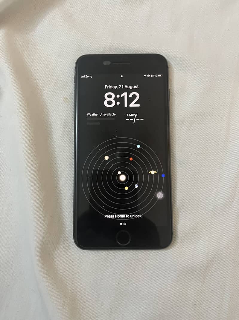 Apple iPhone 8 Plus 5