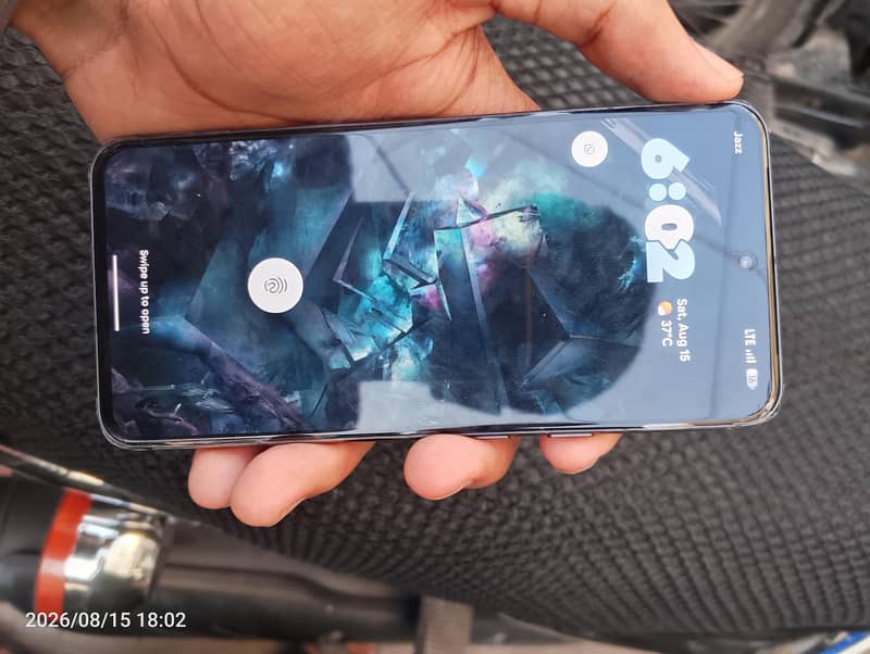 Google Pixel 8 5