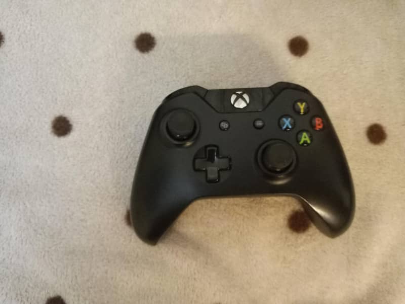 Xbox 1 9/10 condition 2