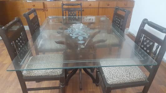 Dining table for sale