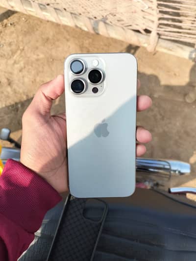 Apple iPhone 15 Pro Max