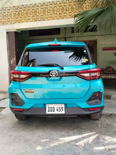 Toyota raize z