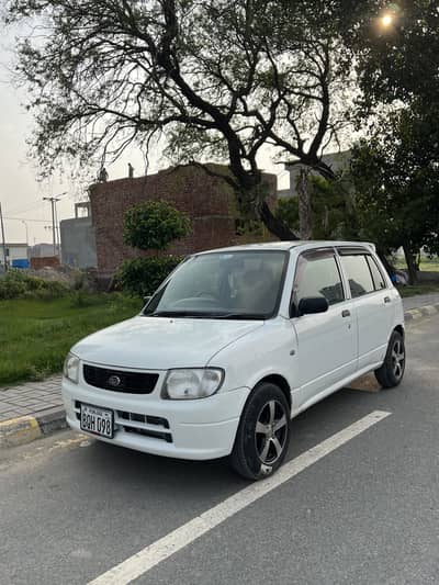 Daihatsu Mira 2012