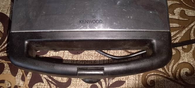 sandwich. maker a international brand /Kenwood