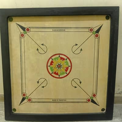 brand new full size carrom board complete pieces with styger.