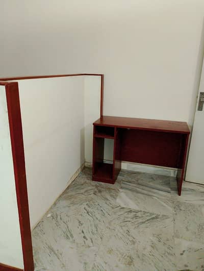 Small Office Table / Partition / Filling Rack Furniture without Chairs