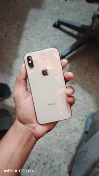 Apple iPhone XS