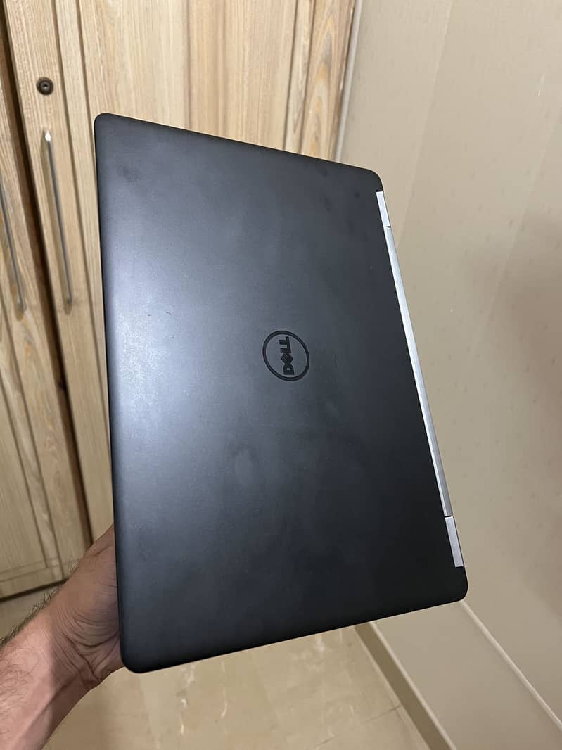 Latitude E5470 6
