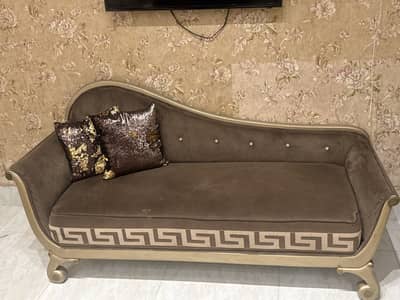 Dewan for drawing room