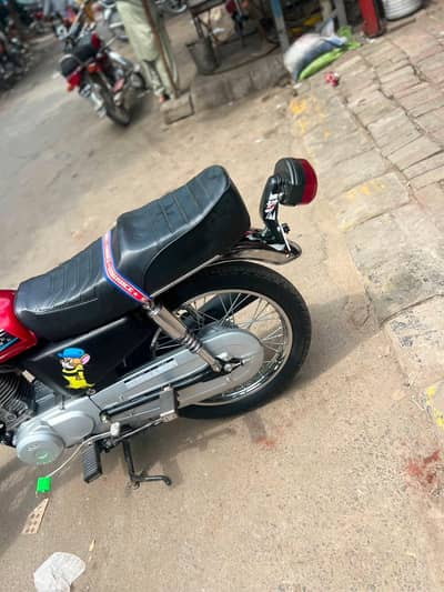 Honda 125 2017 model ha genius
