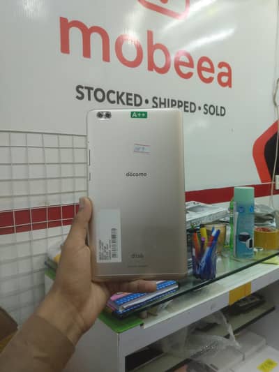 Docomo D02k 3/32 GB