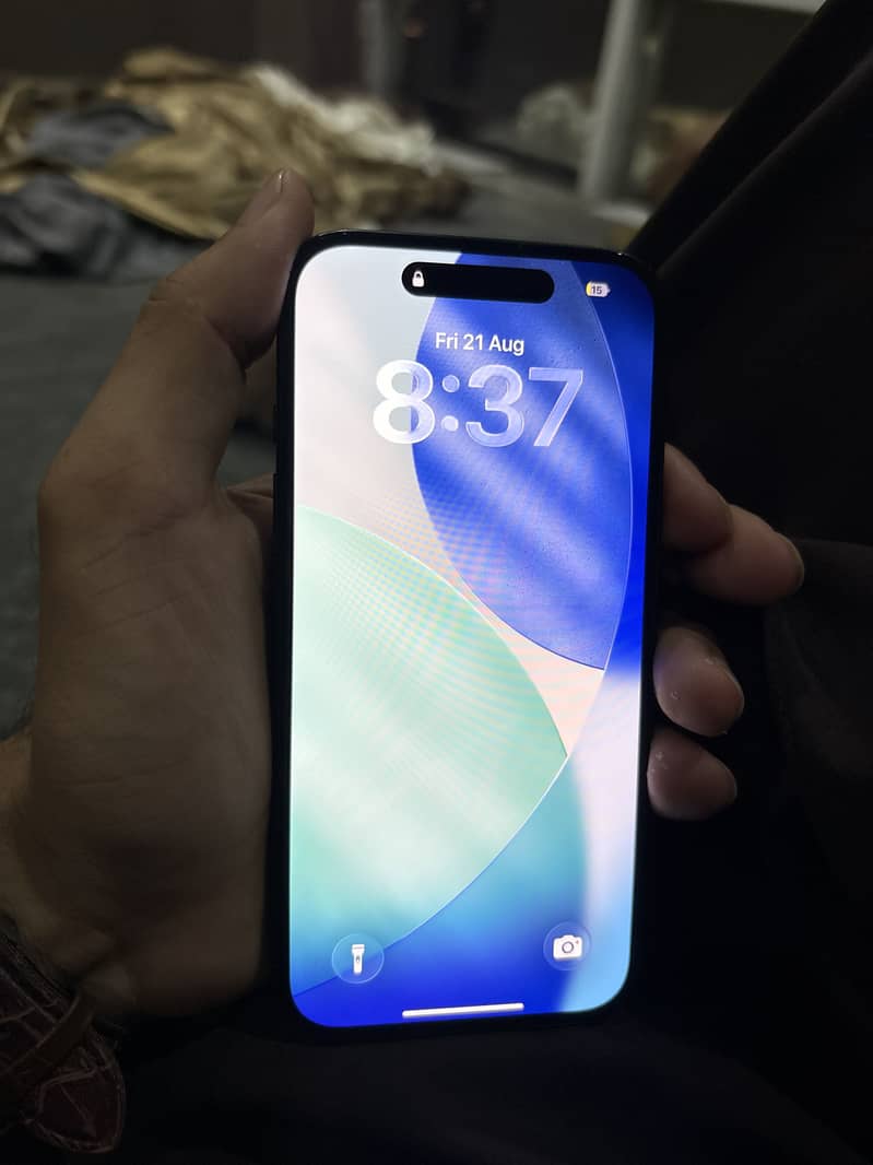 iPhone 16 JV 1