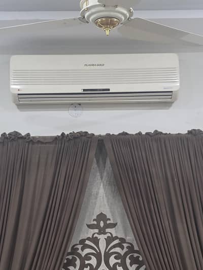 LG 1.5 Ton Plasma gold for sale bahria phase 8. Working good