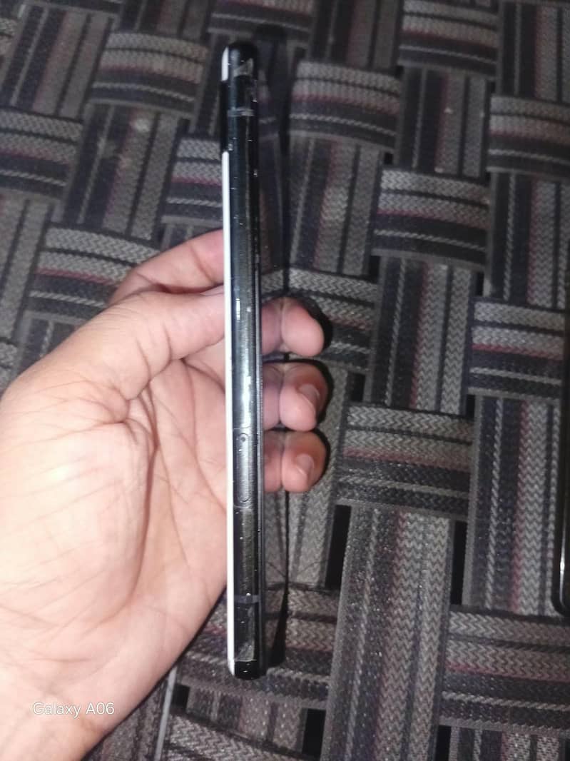 Google Pixel 6a 3