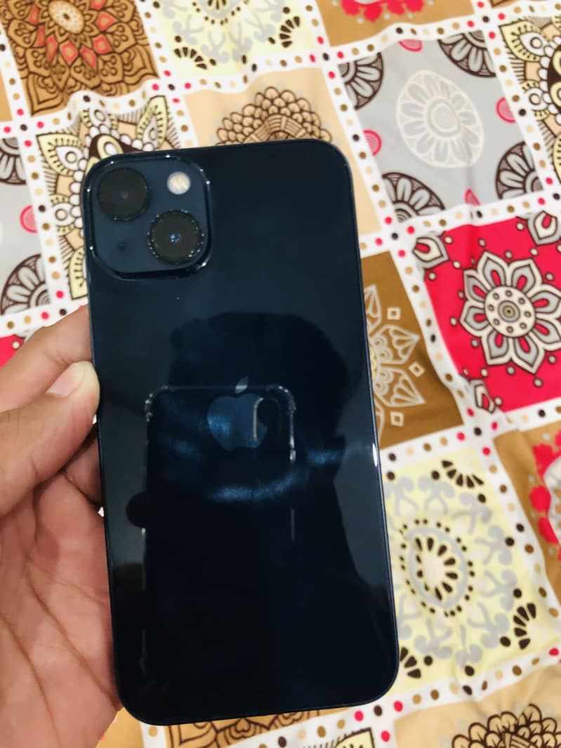 Apple iPhone 13 0