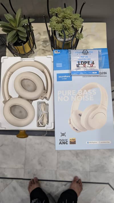 Anker soundcore q20i ( 10/10 )