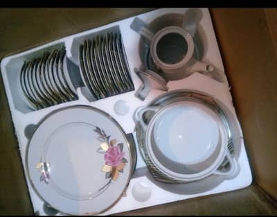 Dinner set