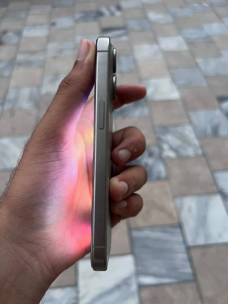 Apple iPhone 15 Pro 5