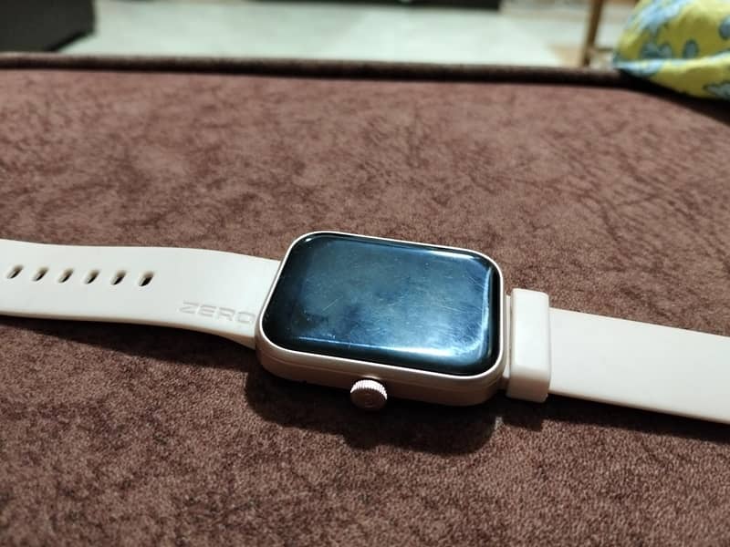 Smart watch 0