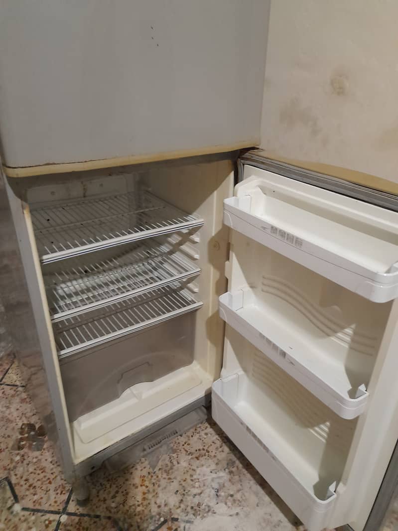 Fridge 4