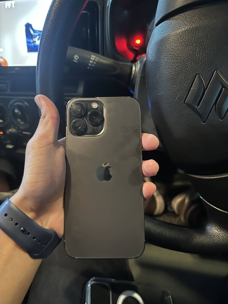Apple iPhone 13 Pro Max 5