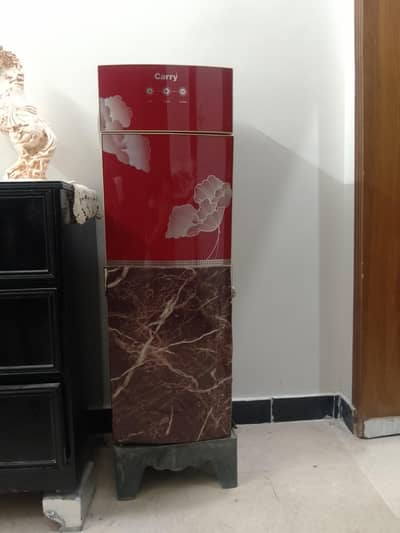 water dispenser with mini refrigirator