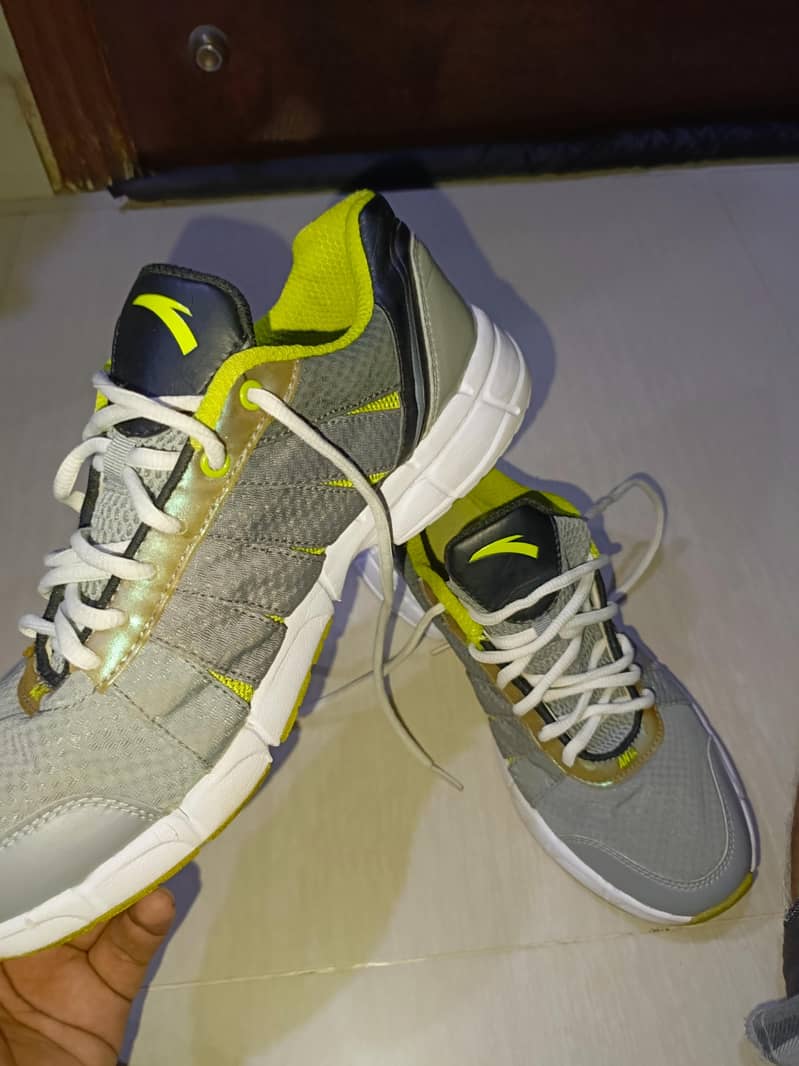 Jogging Shoes 2
