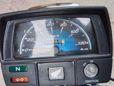 Honda CD 70cc for sale urgent Karachi registration copy fils complete
