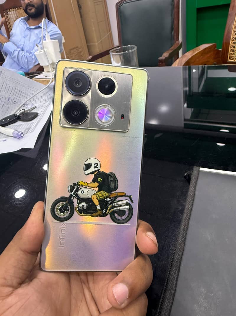 Infinix Note 40 0